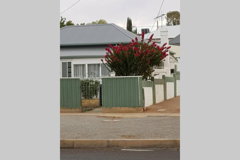 The Comfort Cottage On Williams Broken Hill Exteriér fotografie